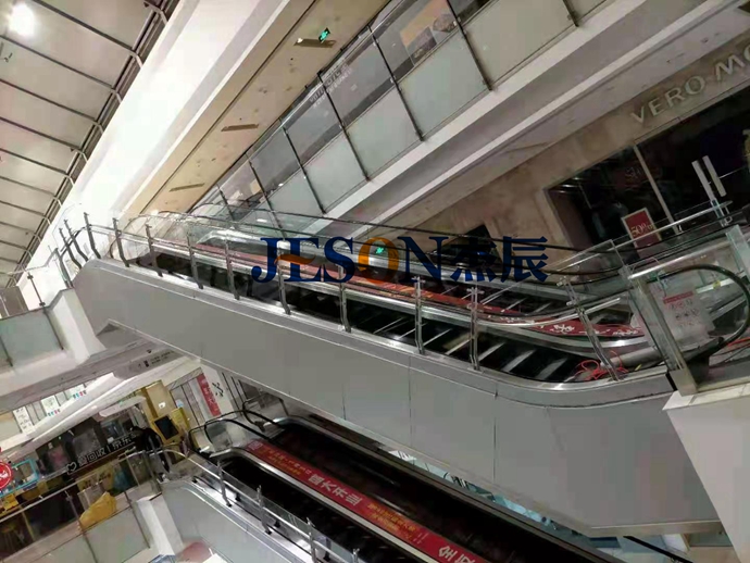 比防護(hù)欄更重要的，是家長的這個小習(xí)慣